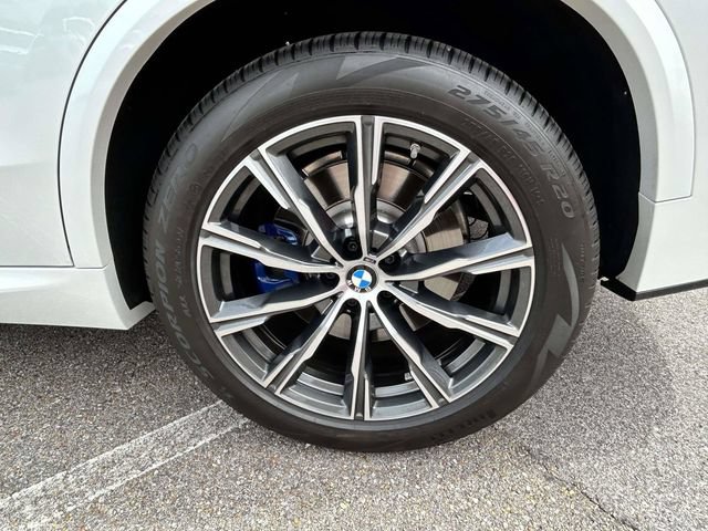 Used 2026 BMW X5 M60i w/ Executive Package AWD/4WD image 3
