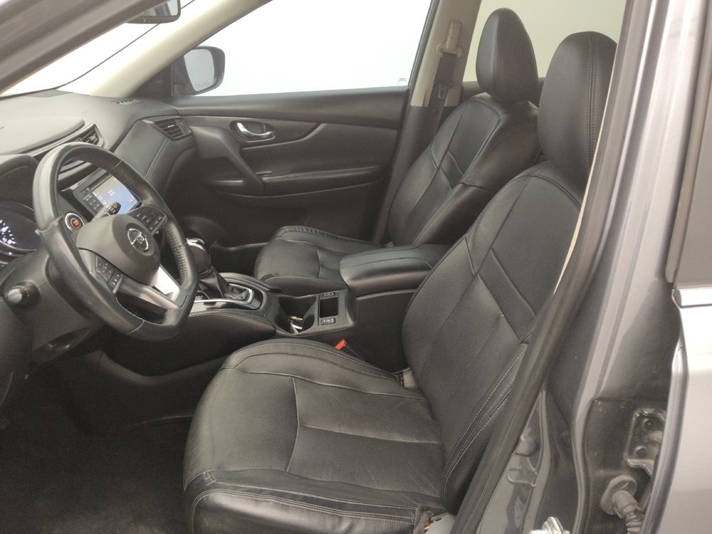 Used 2017 Nissan Rogue SL w/ SL Premium Package image 17