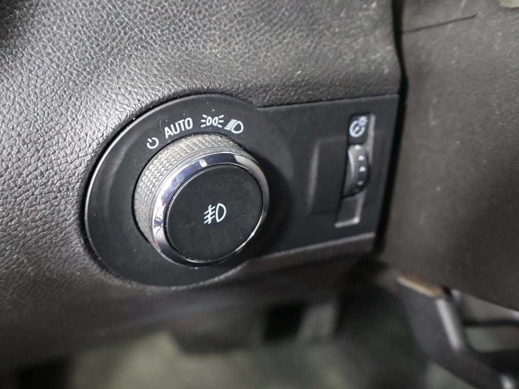 Used 2011 Chevrolet Camaro LT RWD image 24