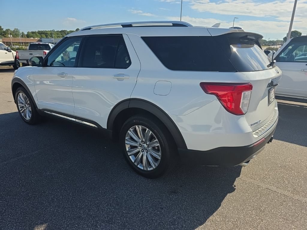 Used 2023 Ford Explorer Limited w/ Equipment Group 301A RWD image 13
