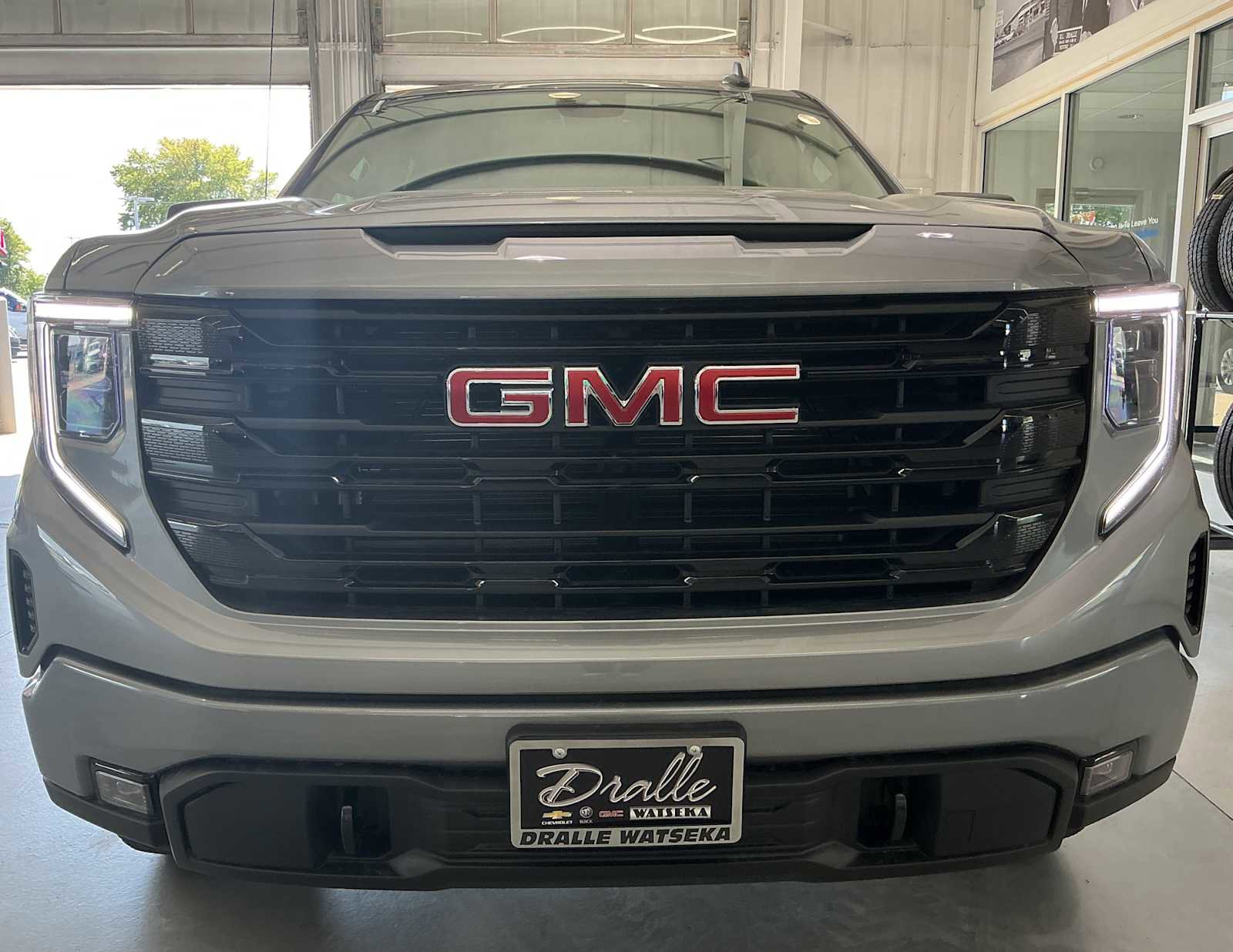 New 2026 GMC Sierra 1500 Elevation image 2