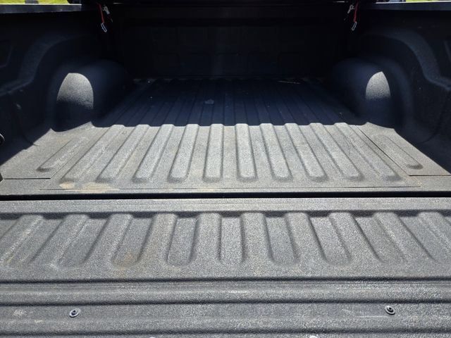 Used 2020 RAM 1500 Tradesman w/ Chrome Appearance Group AWD/4WD image 13