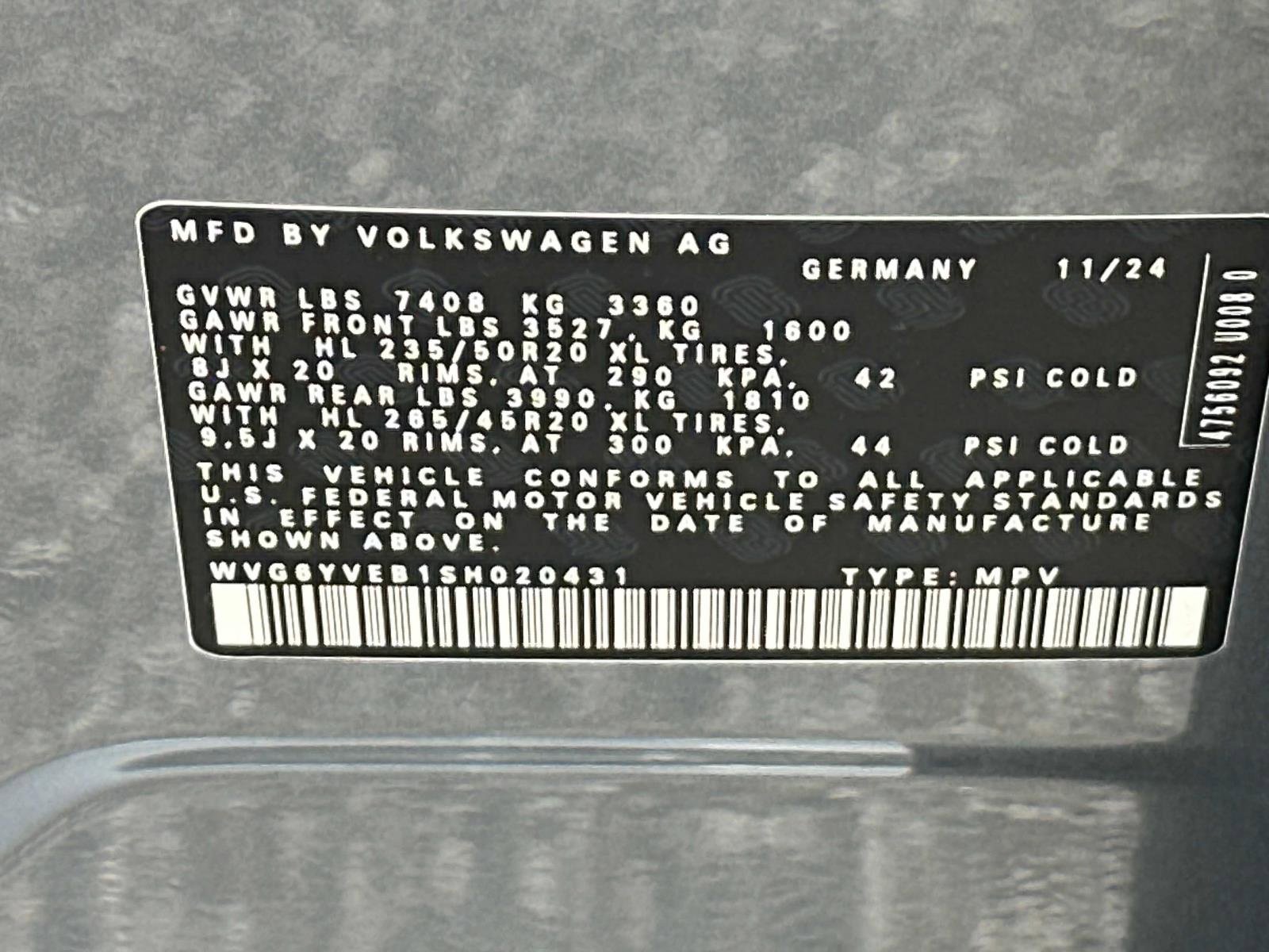 New 2025 Volkswagen ID. Buzz 1st Edition image 20