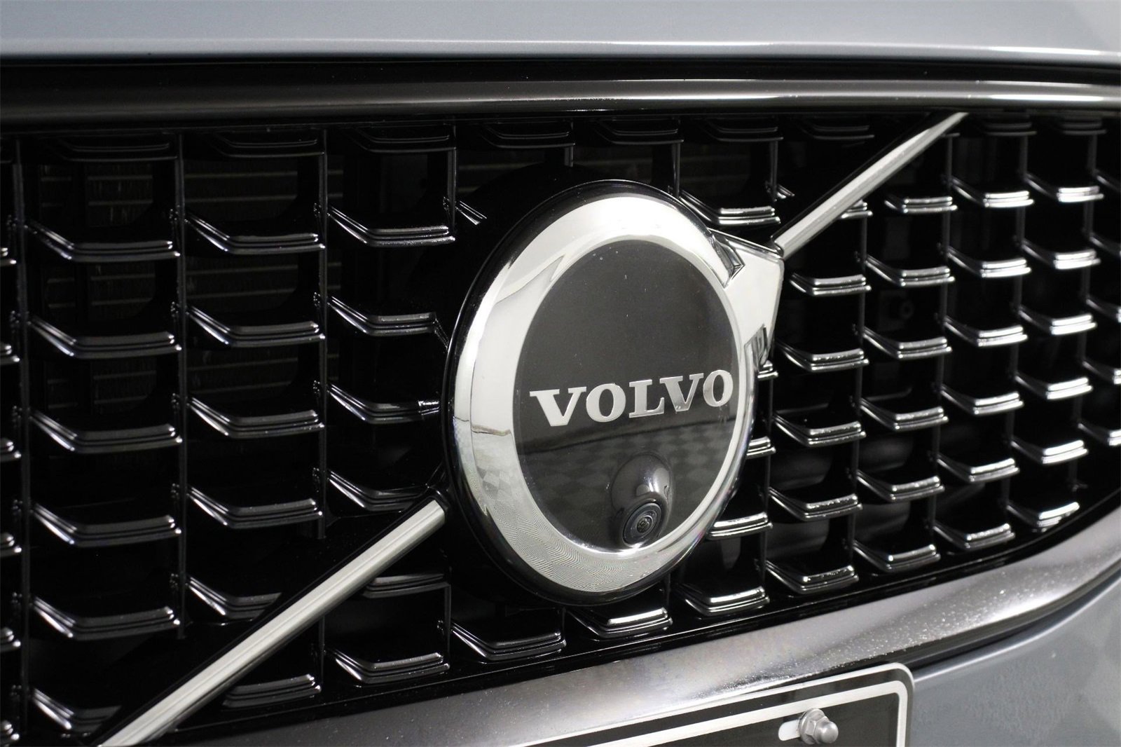 Certified 2023 Volvo S60 T8 Plus w/ Climate Package image 27