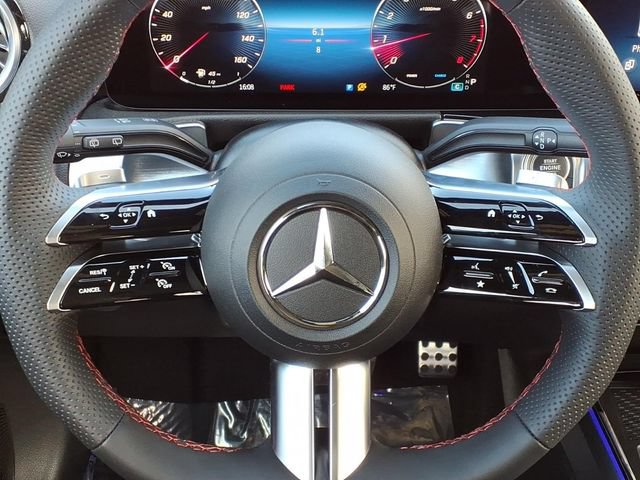 New 2026 Mercedes-Benz GLB 250 image 8
