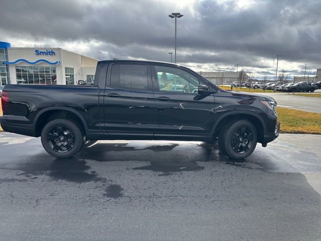 New 2026 Honda Ridgeline Black Edition image 2