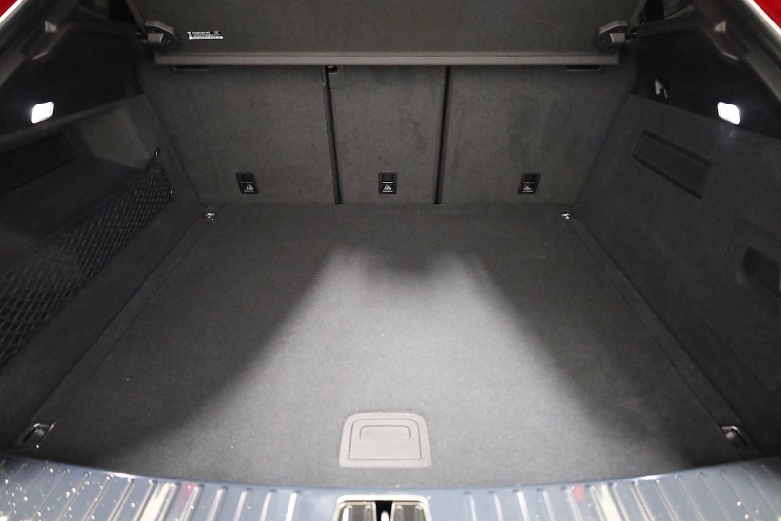 New 2025 Porsche Cayenne Coupe image 41