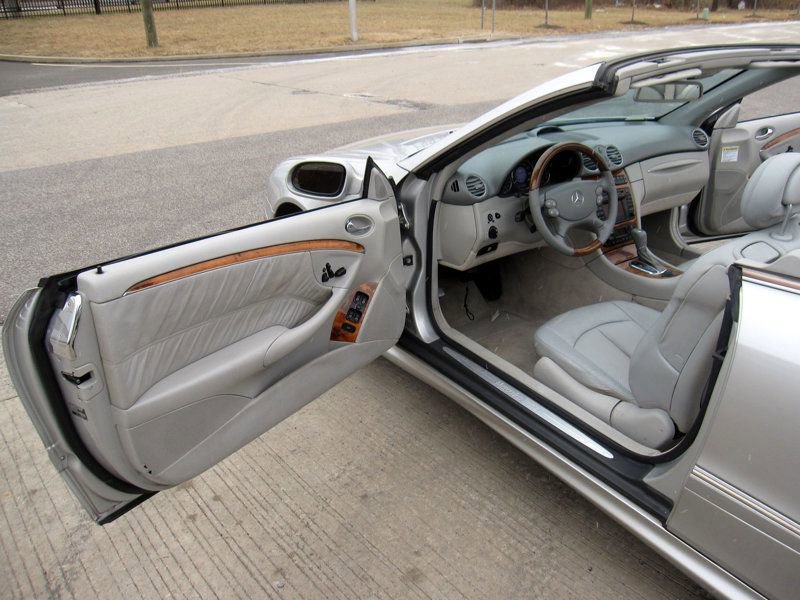 Used 2004 Mercedes-Benz CLK 500 Cabriolet image 19