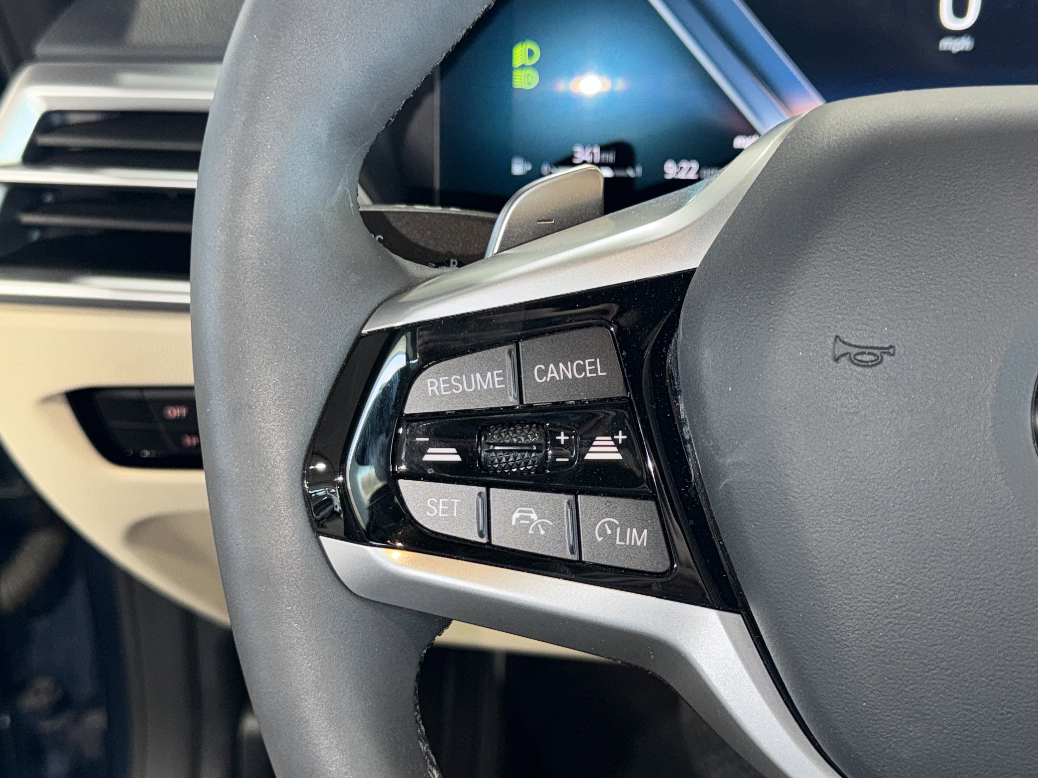 Used 2025 BMW 430i xDrive Coupe w/ Premium Package image 19