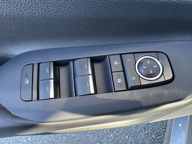 Used 2023 Toyota Prius Prime Premium FWD image 20