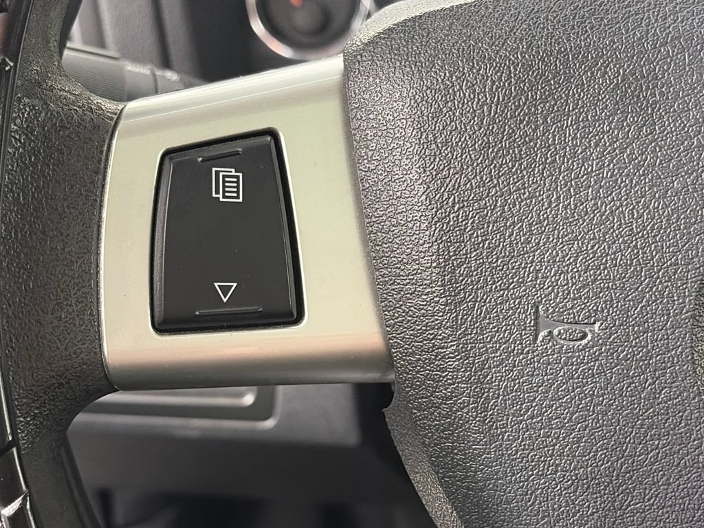 Used 2010 Jeep Grand Cherokee Laredo AWD/4WD image 17