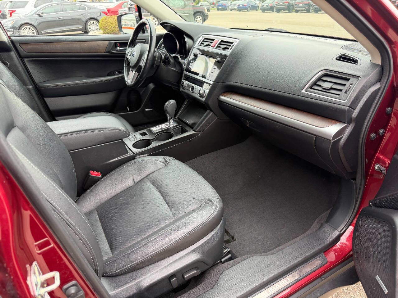 Used 2016 Subaru Outback 2.5i Limited AWD/4WD image 14