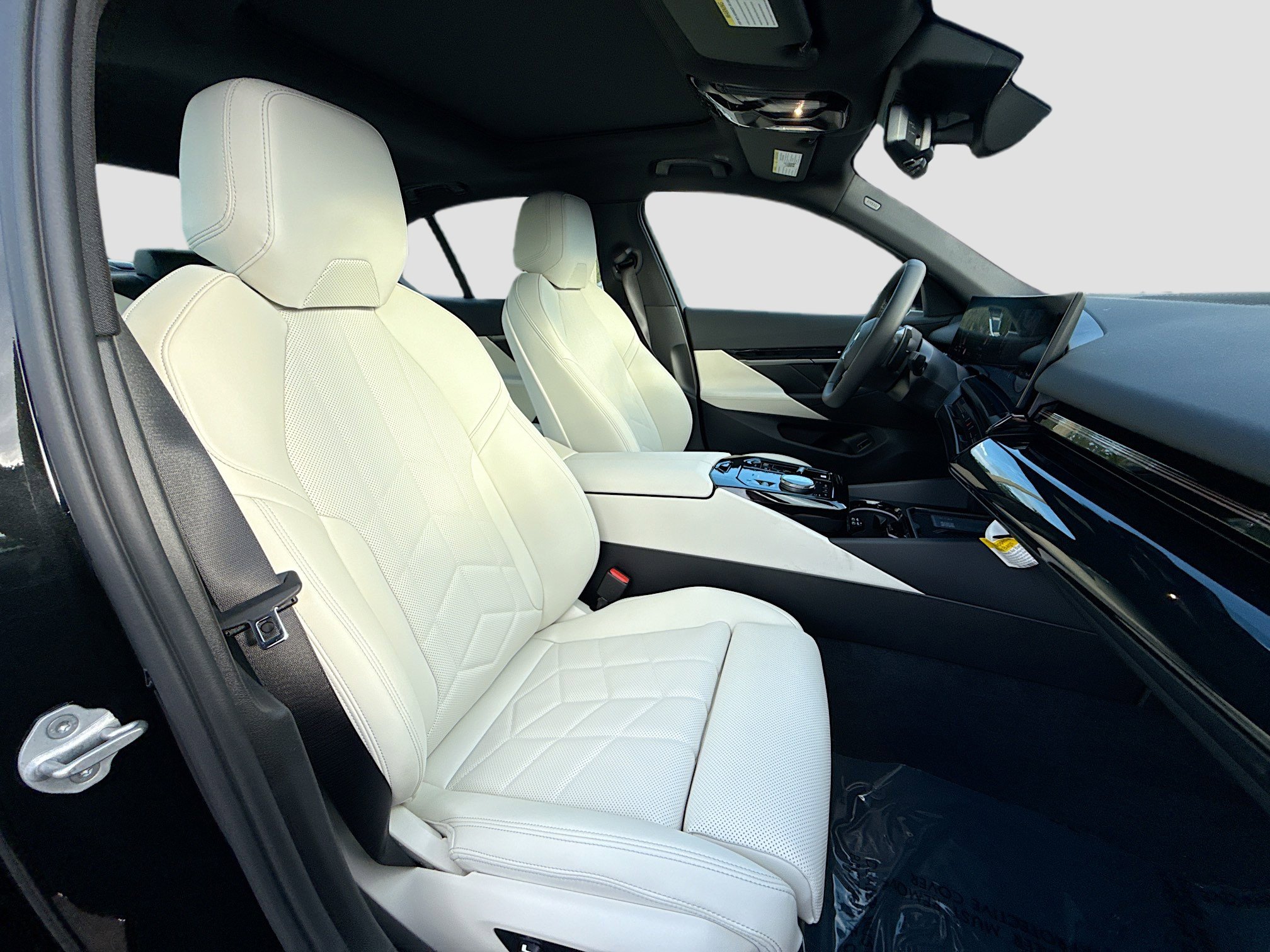 New 2026 BMW 530i w/ Convenience Package image 16