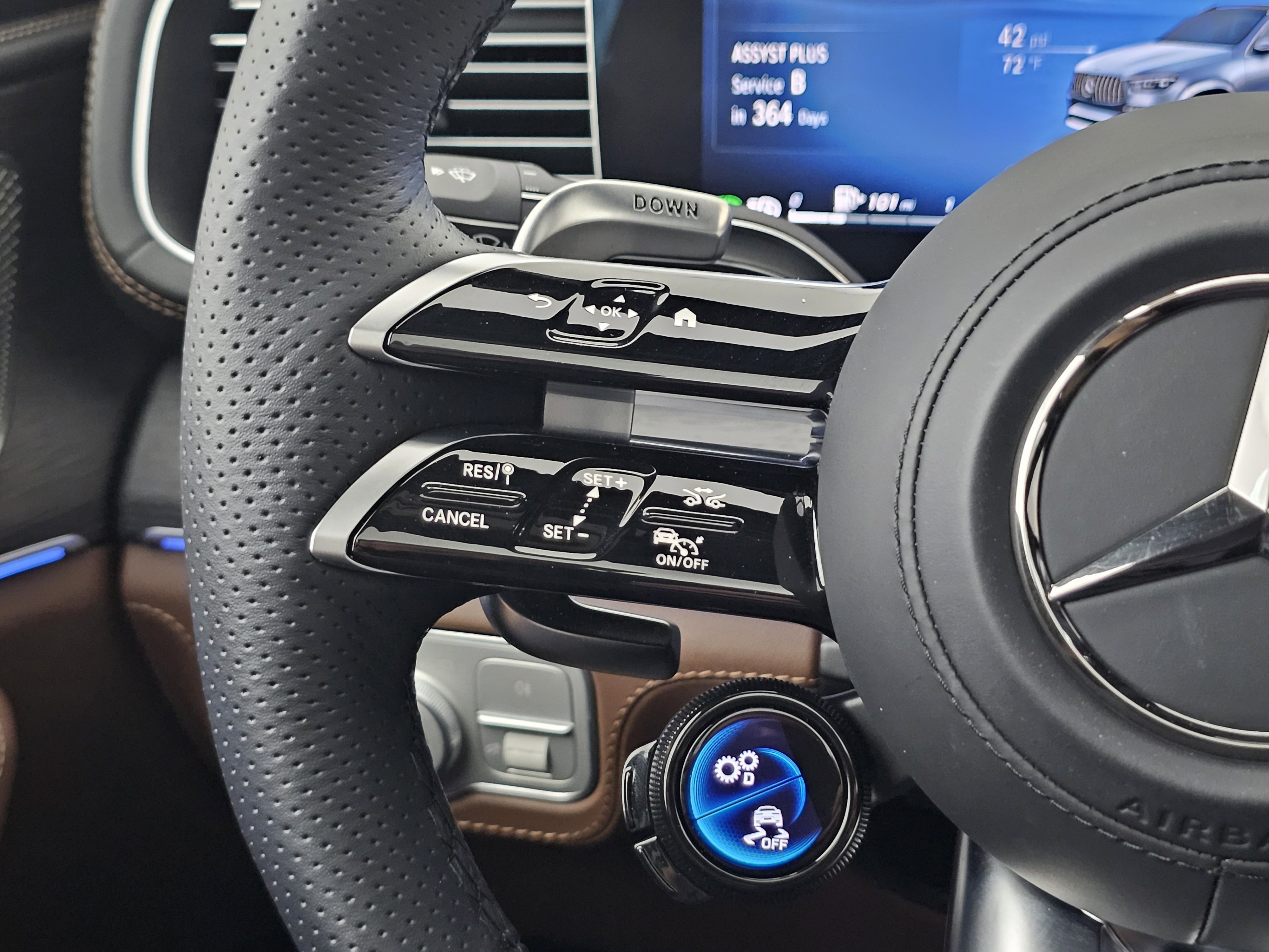 Certified 2025 Mercedes-Benz GLE 53 AMG 4MATIC image 37