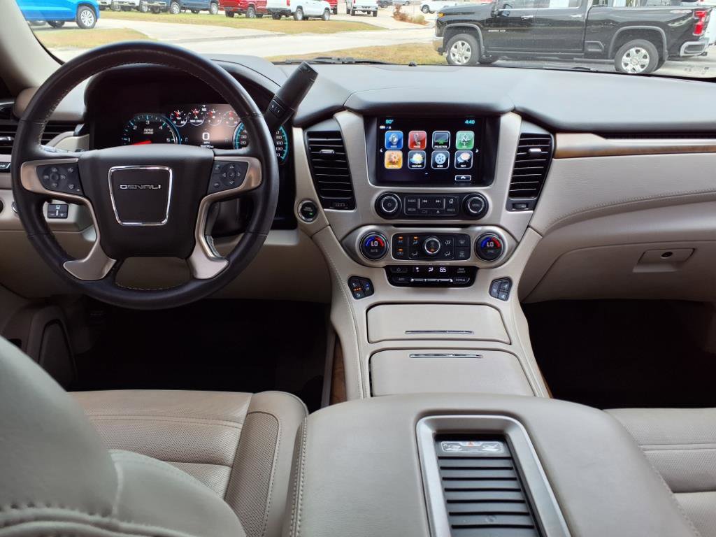 Certified 2020 GMC Yukon Denali w/ Denali Ultimate Package image 8