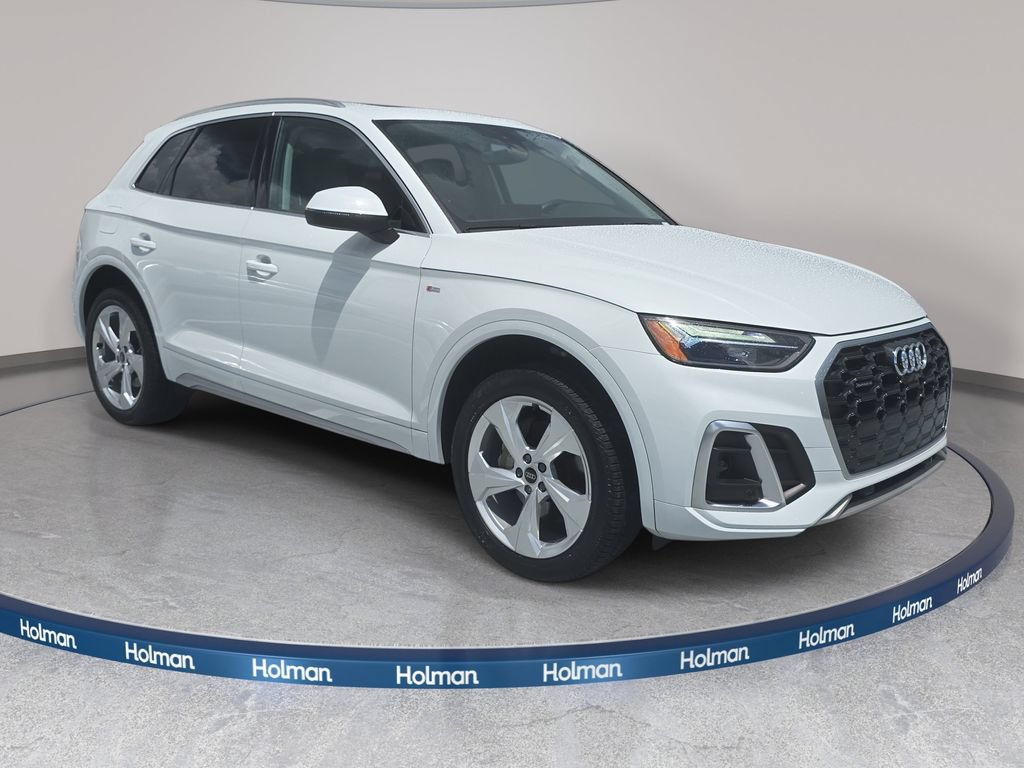 Used 2023 Audi Q5 2.0T Premium Plus w/ Premium Plus Package AWD/4WD image 4