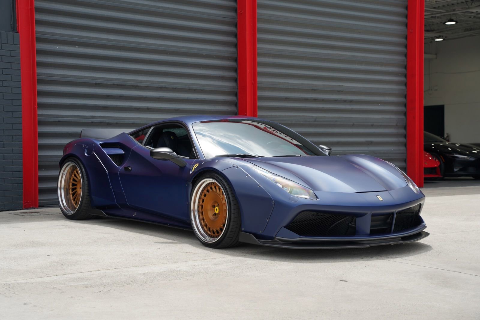 Used 2017 Ferrari 488 GTB RWD image 7
