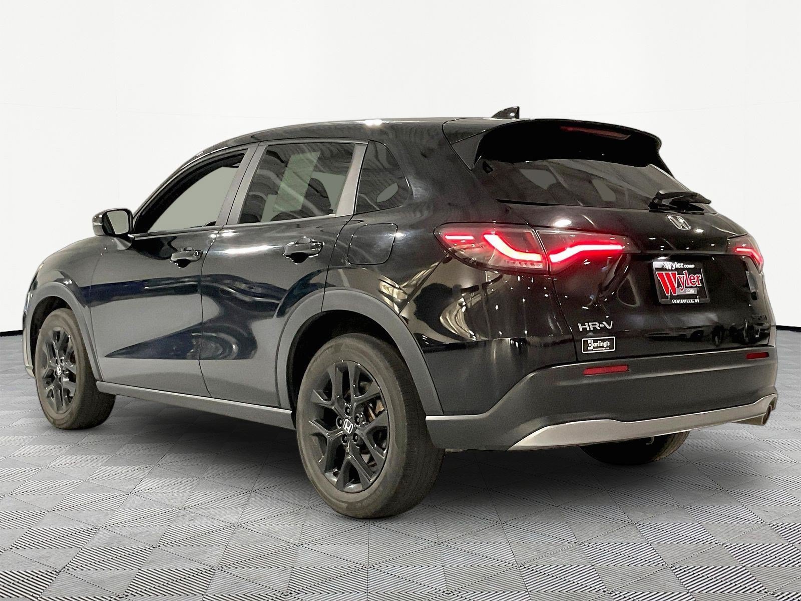 Used 2024 Honda HR-V Sport image 4