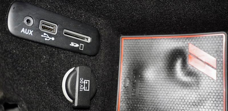 Used 2015 Dodge Challenger SXT Plus w/ Premium Sound Group image 26