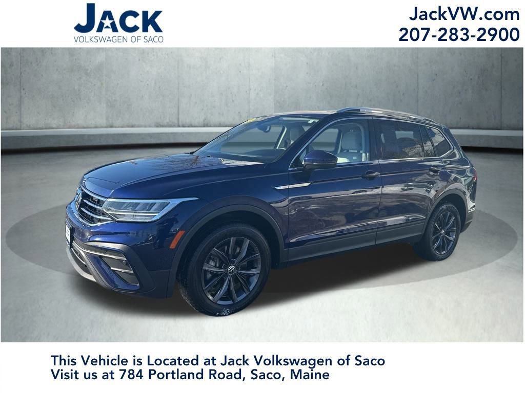 Used 2022 Volkswagen Tiguan SE w/ Panoramic Sunroof Package