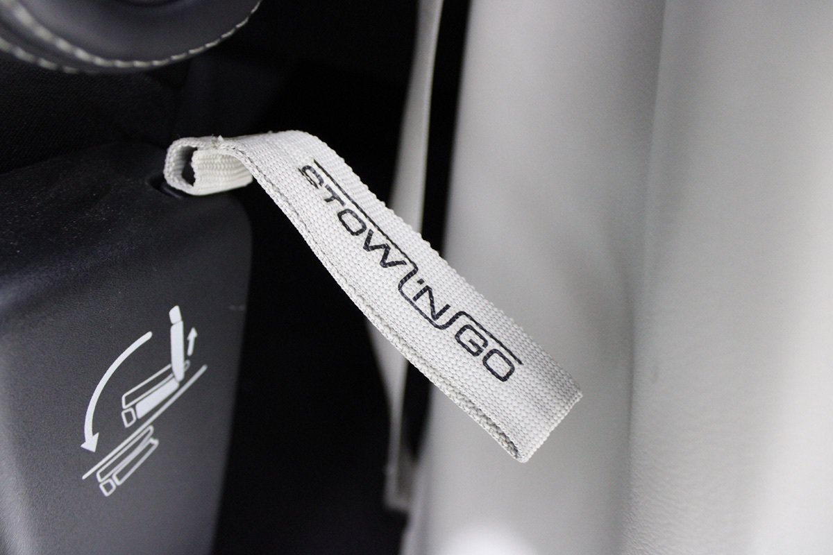Used 2023 Chrysler Pacifica Touring-L FWD image 17
