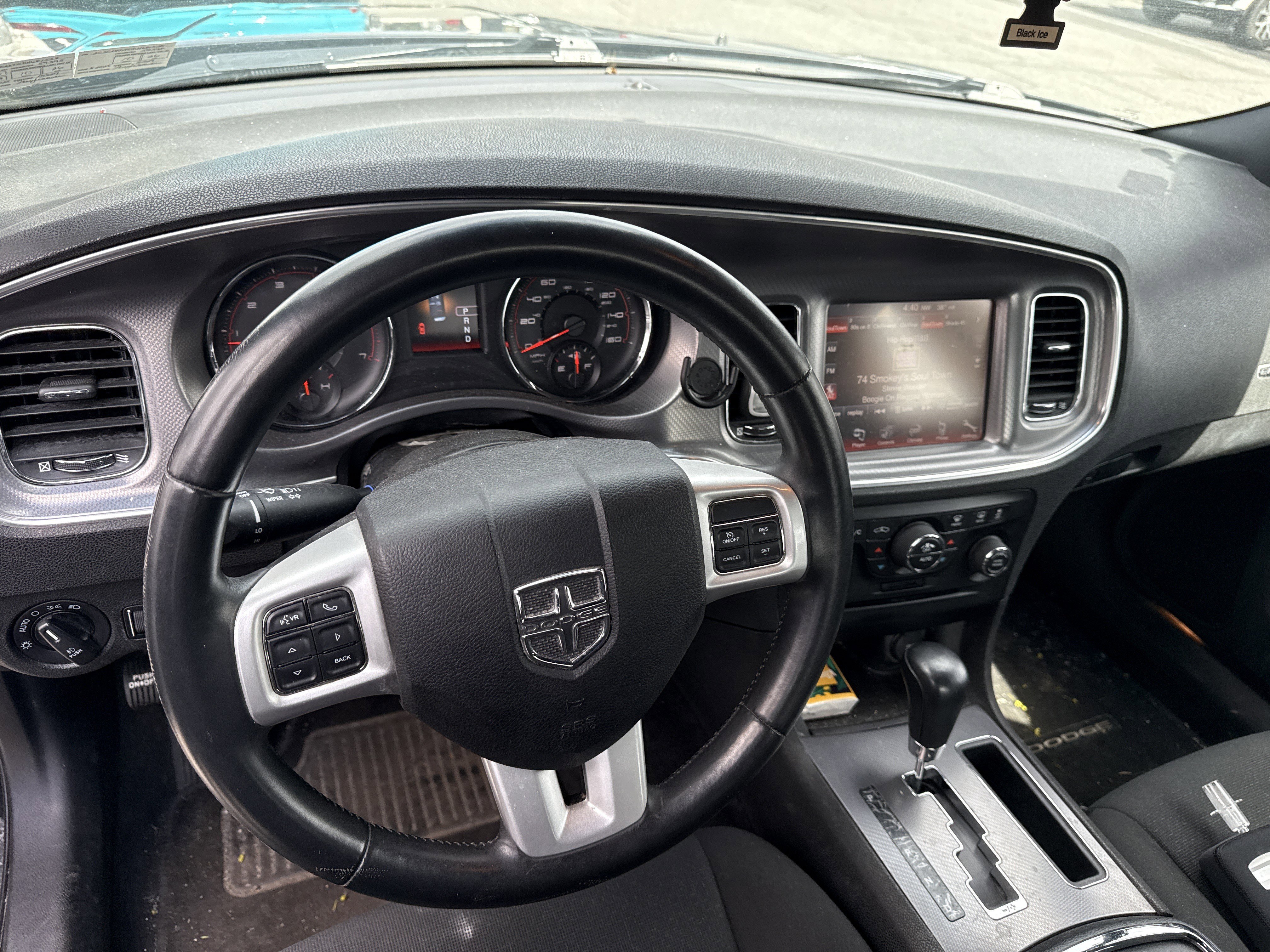 Used 2013 Dodge Charger R/T image 9