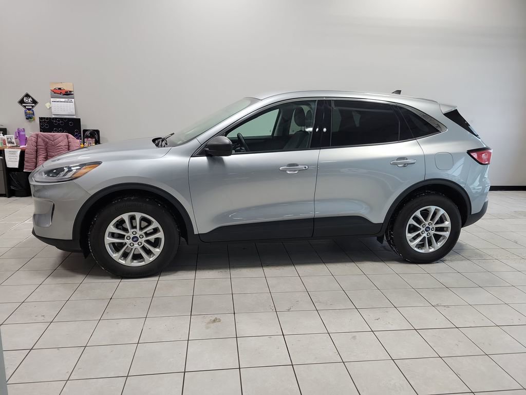 Used 2022 Ford Escape SE w/ Convenience Package image 4