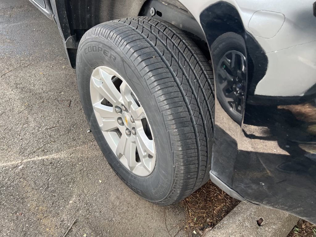 Used 2022 Chevrolet Colorado LT image 9