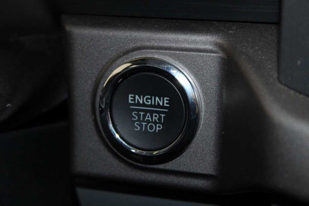 Used 2025 Ford F150 XLT w/ Equipment Group 302A MID image 41