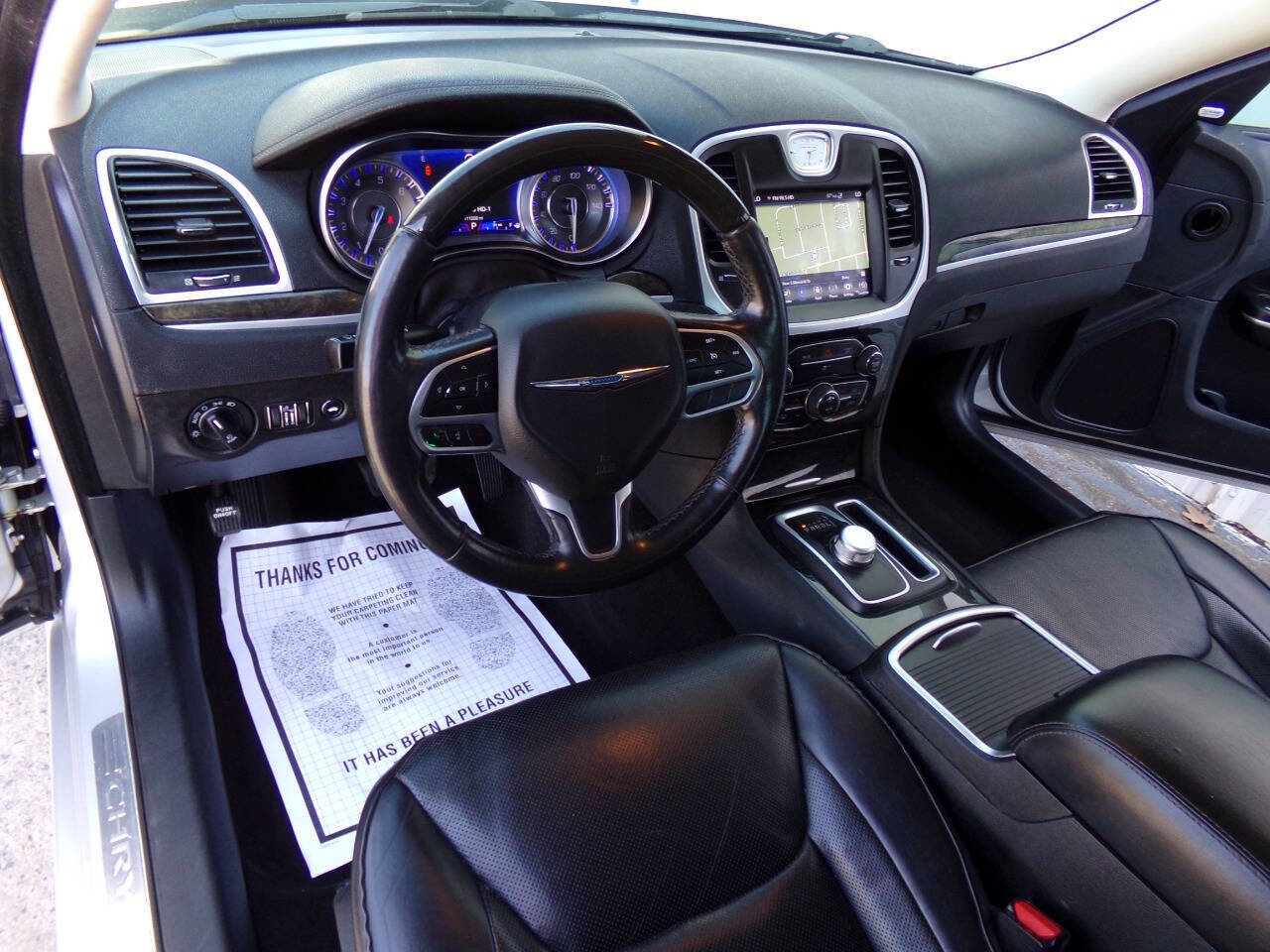 Used 2020 Chrysler 300 Limited image 17