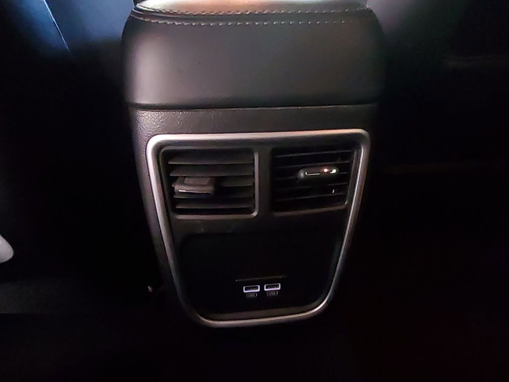 Used 2021 Dodge Charger Scat Pack w/ Navigation & Travel Group image 21