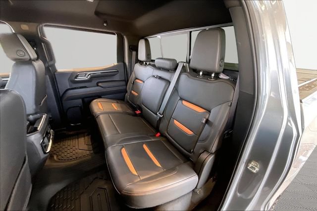 Used 2023 GMC Sierra 1500 AT4 w/ Technology Package AWD/4WD image 16