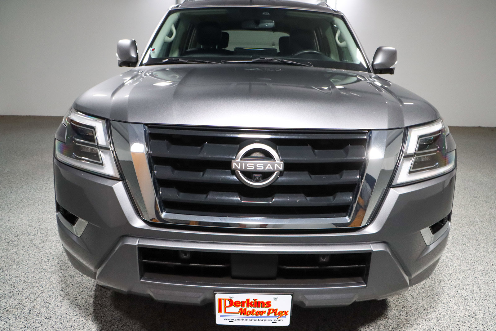 Used 2022 Nissan Armada SL w/ Captain's Chairs Package image 4
