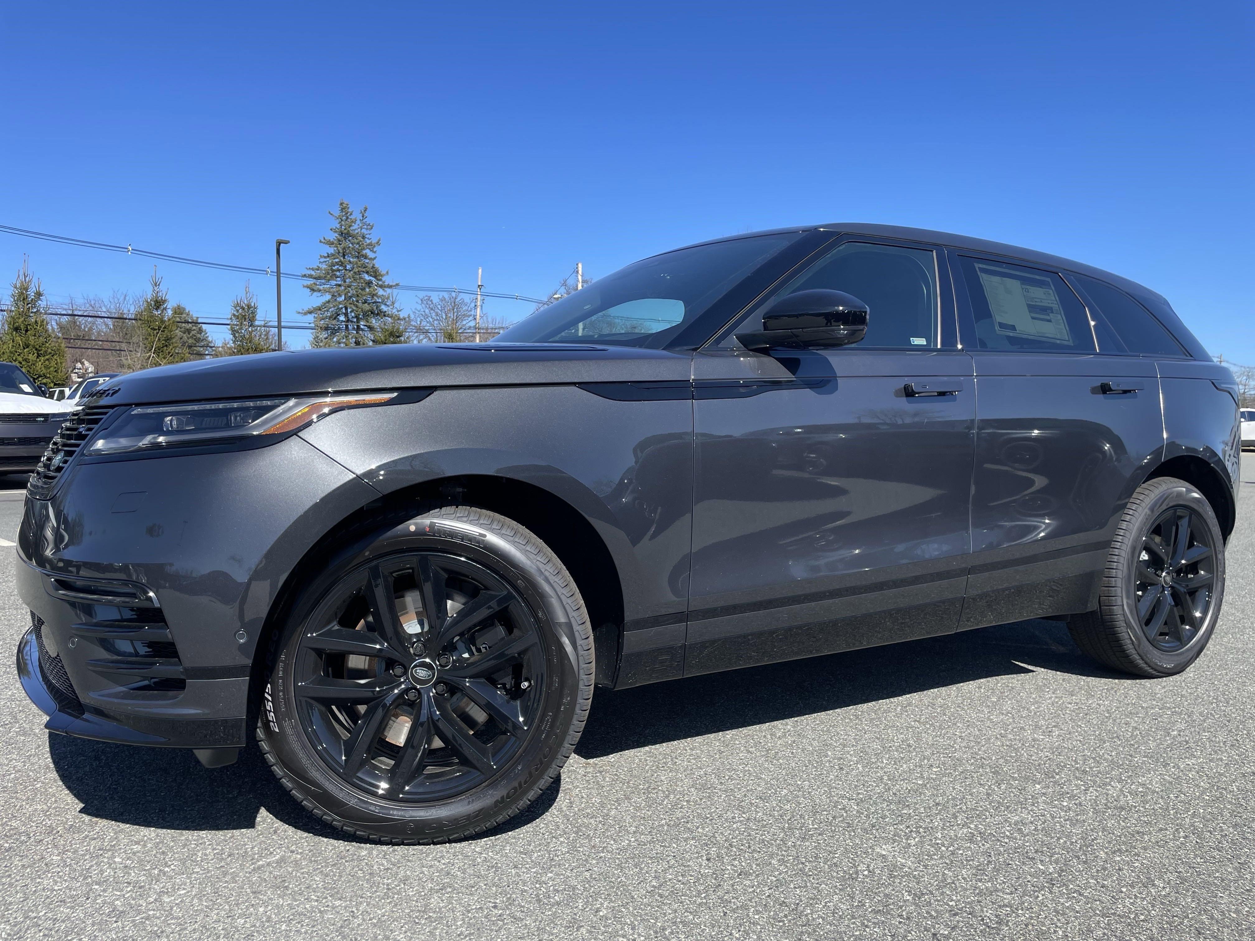 New 2026 Land Rover Range Rover Velar Dynamic SE image 35