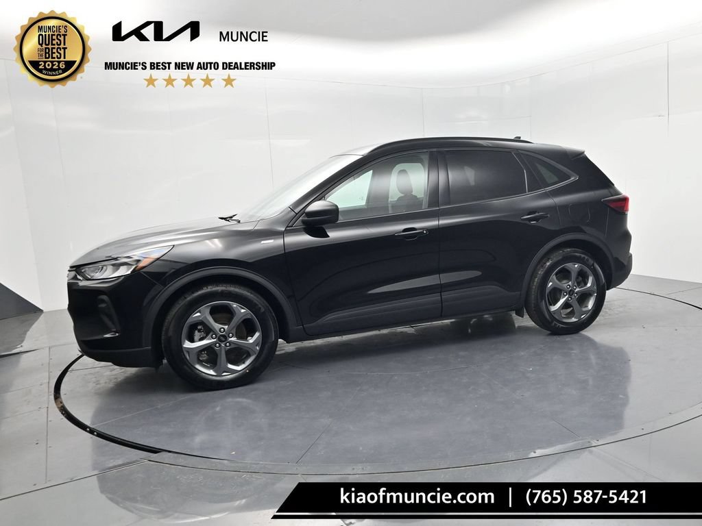 Used 2025 Ford Escape ST-Line FWD image 4