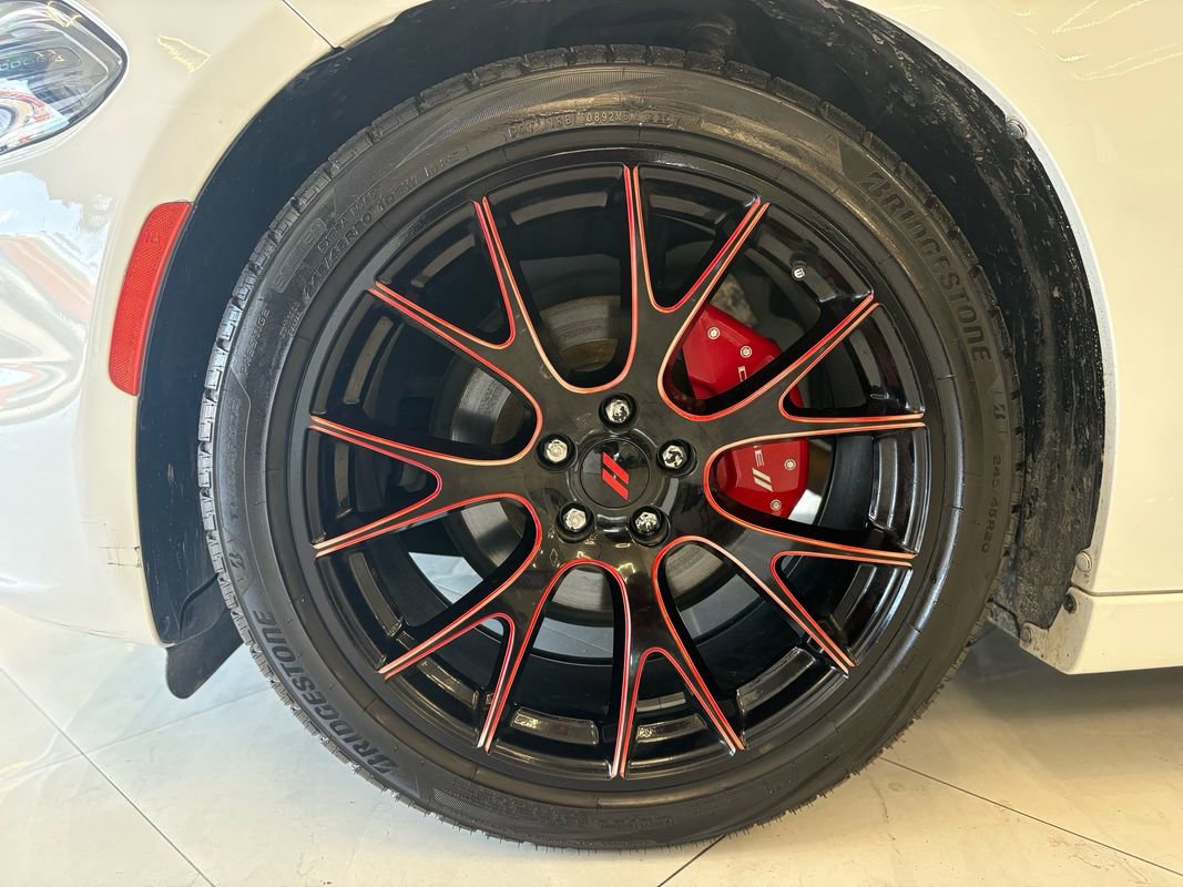 Used 2019 Dodge Charger SXT RWD image 39