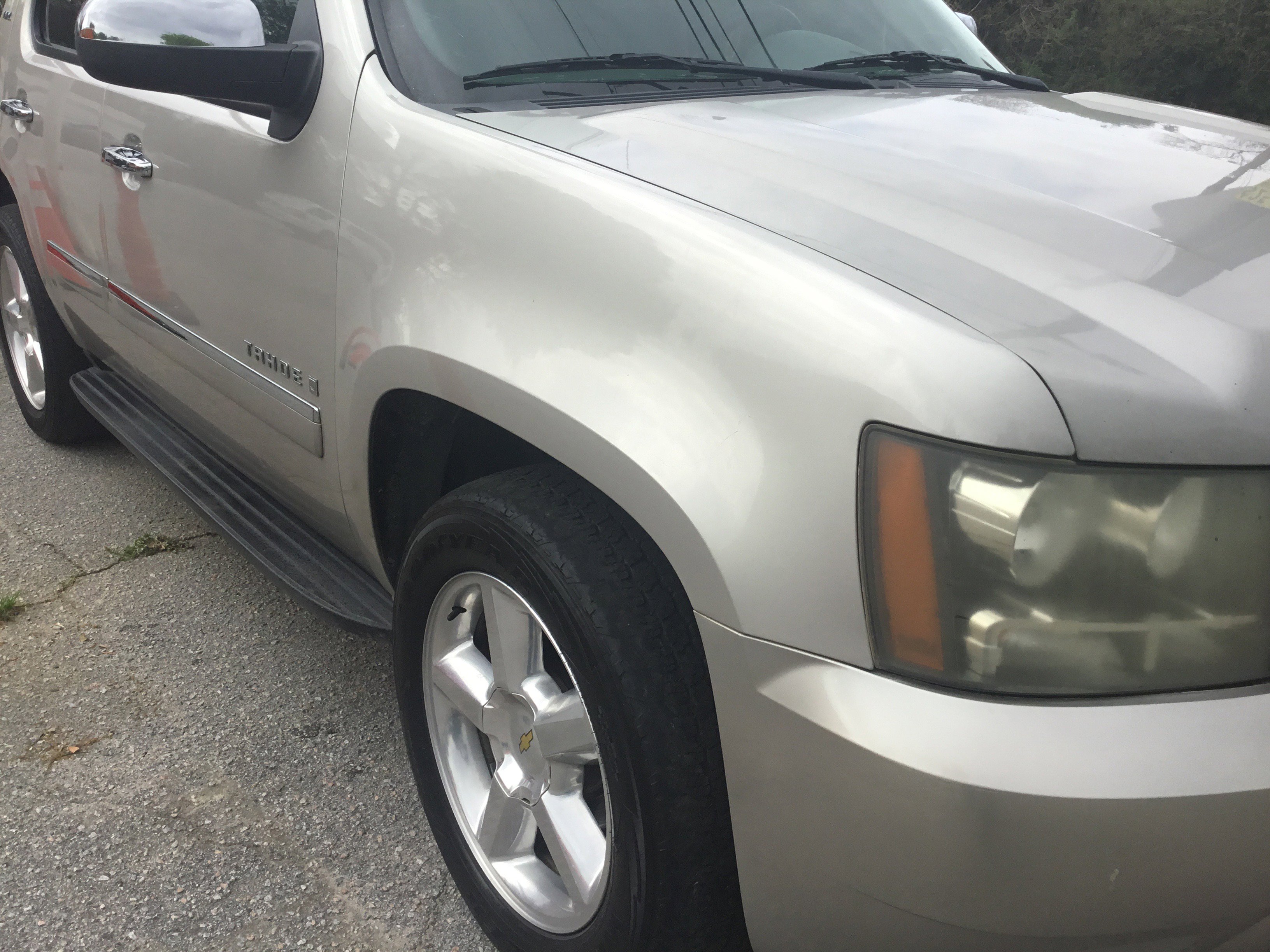 Used 2009 Chevrolet Tahoe LTZ AWD/4WD image 2