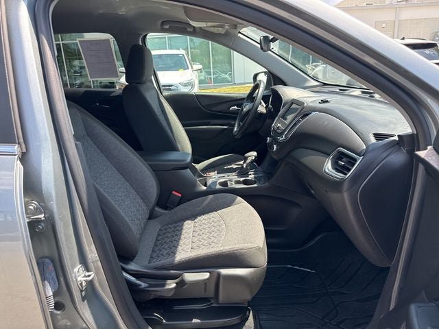 Used 2024 Chevrolet Equinox LT w/ LPO, Floor Liner Package FWD image 18