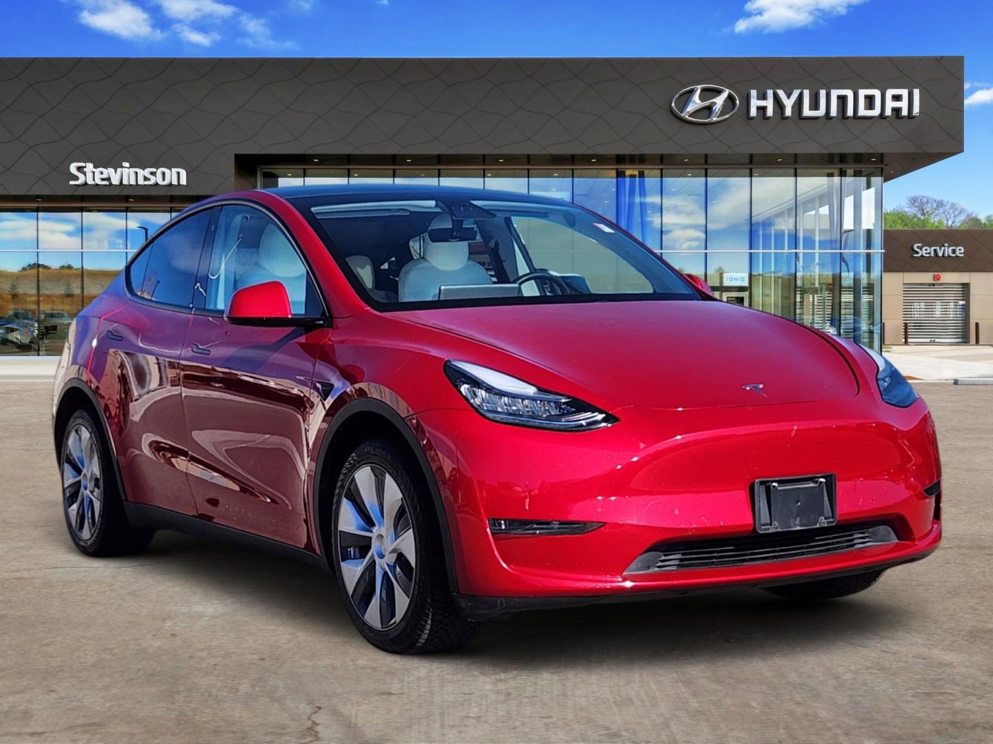 Used 2020 Tesla Model Y Long Range image 5