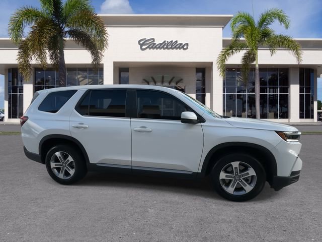 Used 2025 Honda Pilot EX-L image 17