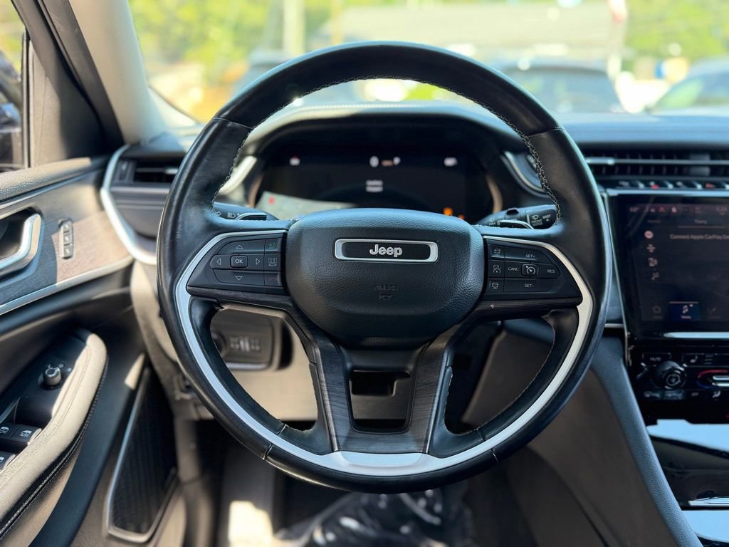 Used 2022 Jeep Grand Cherokee L Limited RWD image 42
