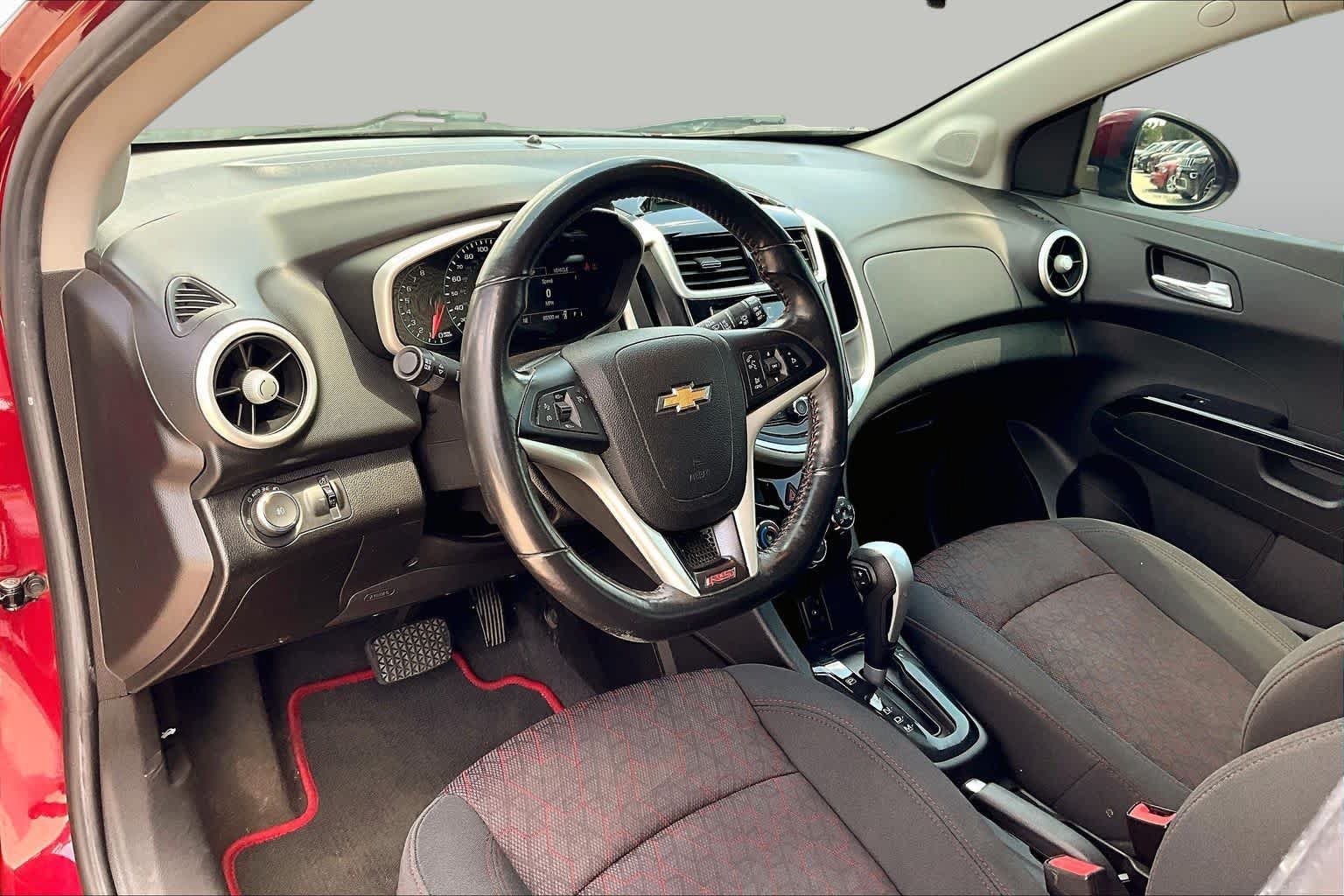 Used 2017 Chevrolet Sonic LT w/ Convenience Package FWD image 17