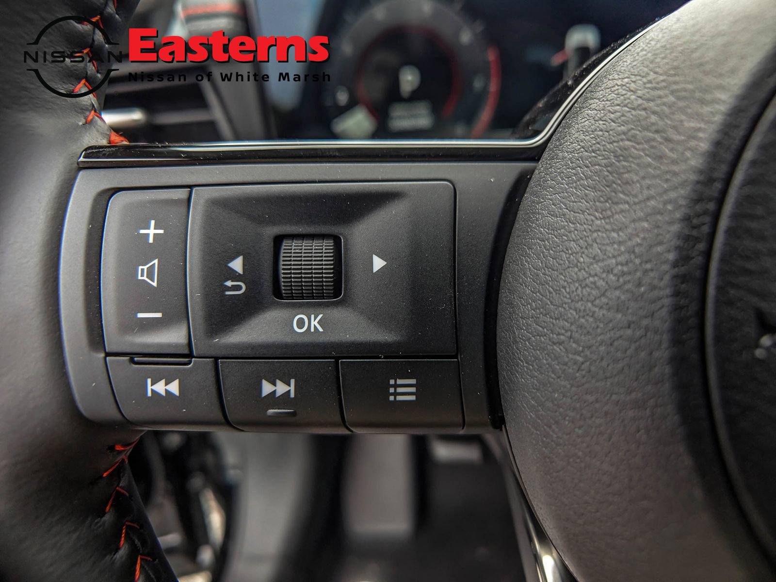 New 2026 Nissan Kicks SR AWD/4WD image 16