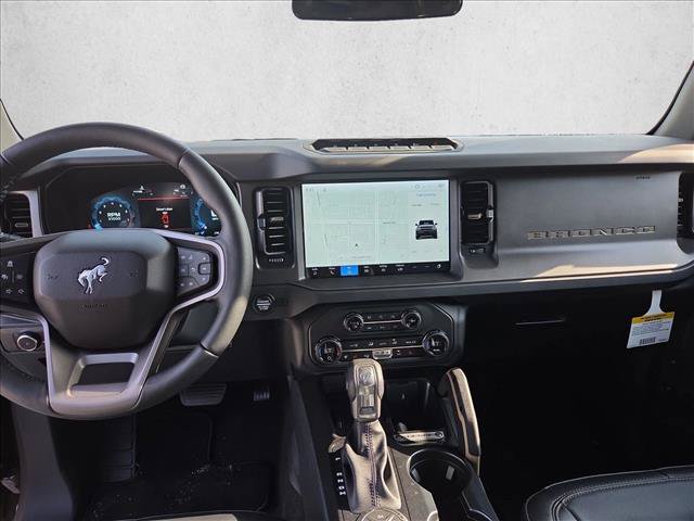 Used 2026 Ford Bronco Badlands AWD/4WD image 14