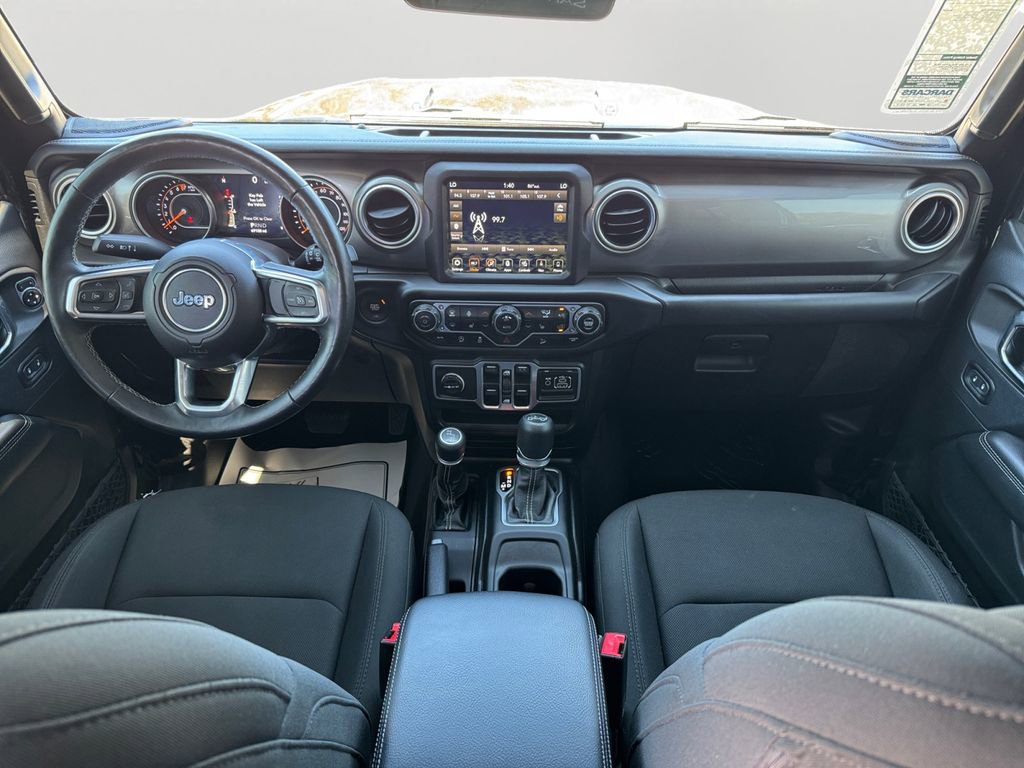 Used 2018 Jeep Wrangler Unlimited Sahara image 17