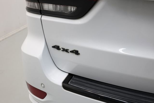 Used 2017 Jeep Grand Cherokee Altitude image 47