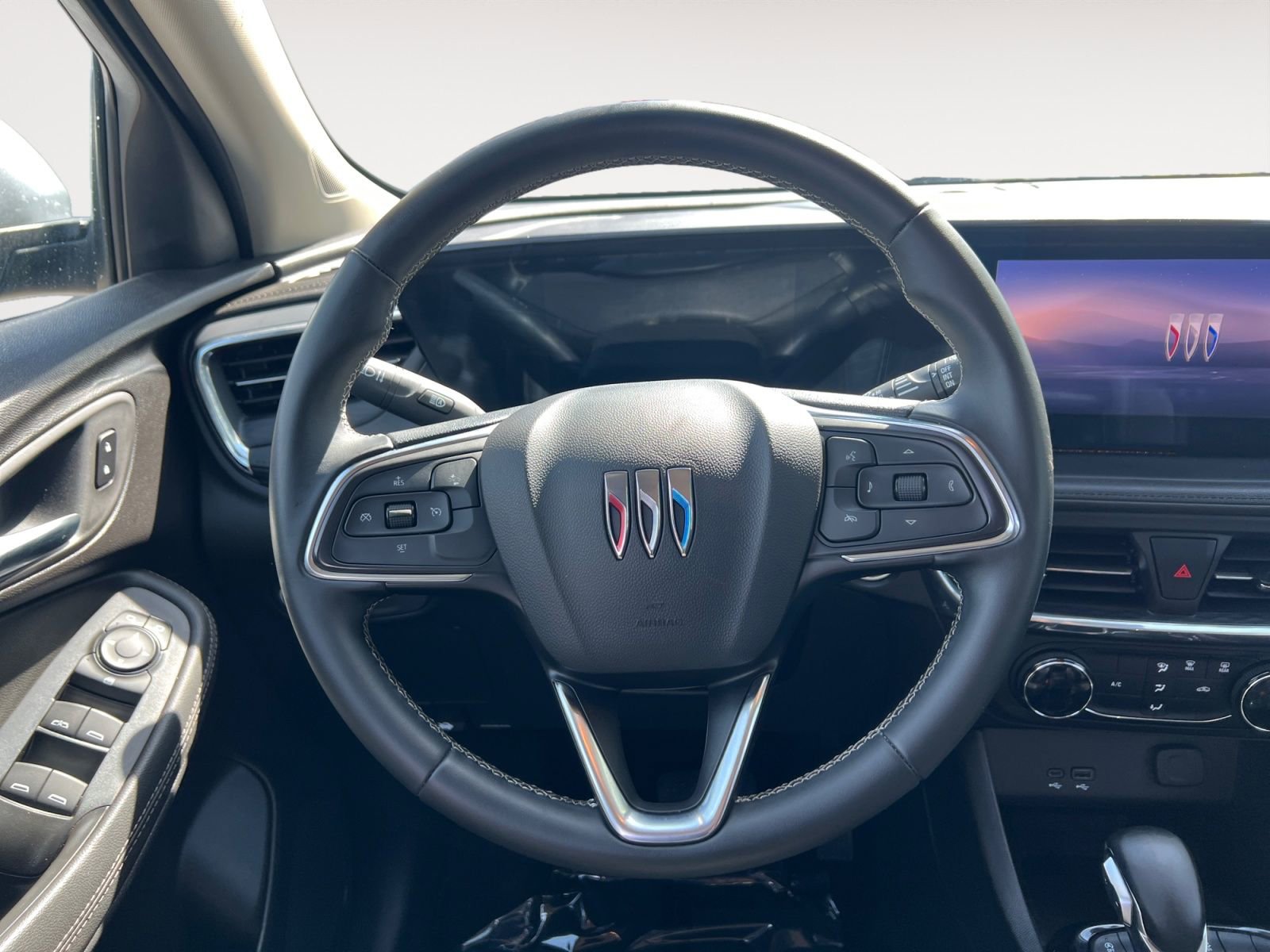 Used 2025 Buick Encore GX Preferred FWD image 12