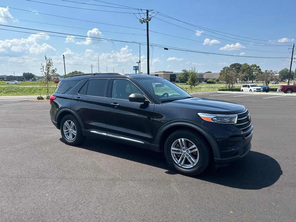 Used 2021 Ford Explorer XLT RWD image 17