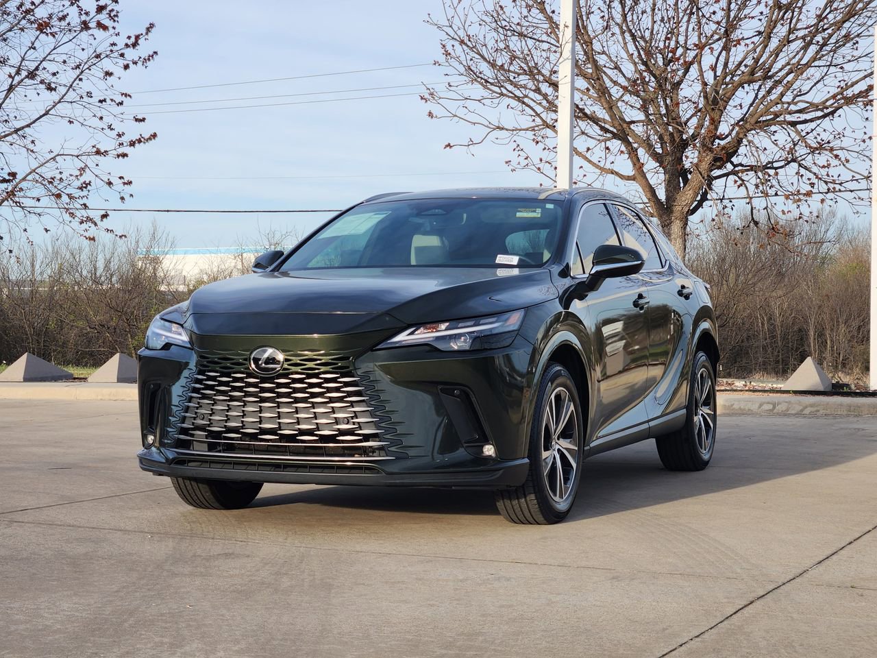 Used 2024 Lexus RX 350 Premium w/ Accessory Package (Z1) image 3