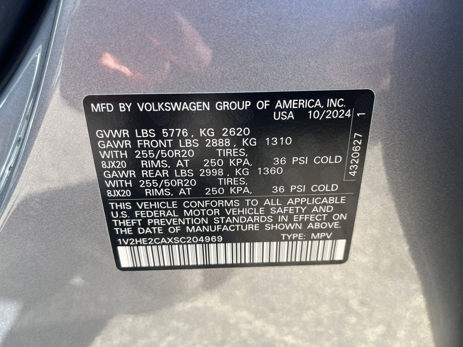 Used 2025 Volkswagen Atlas Cross Sport SE image 23